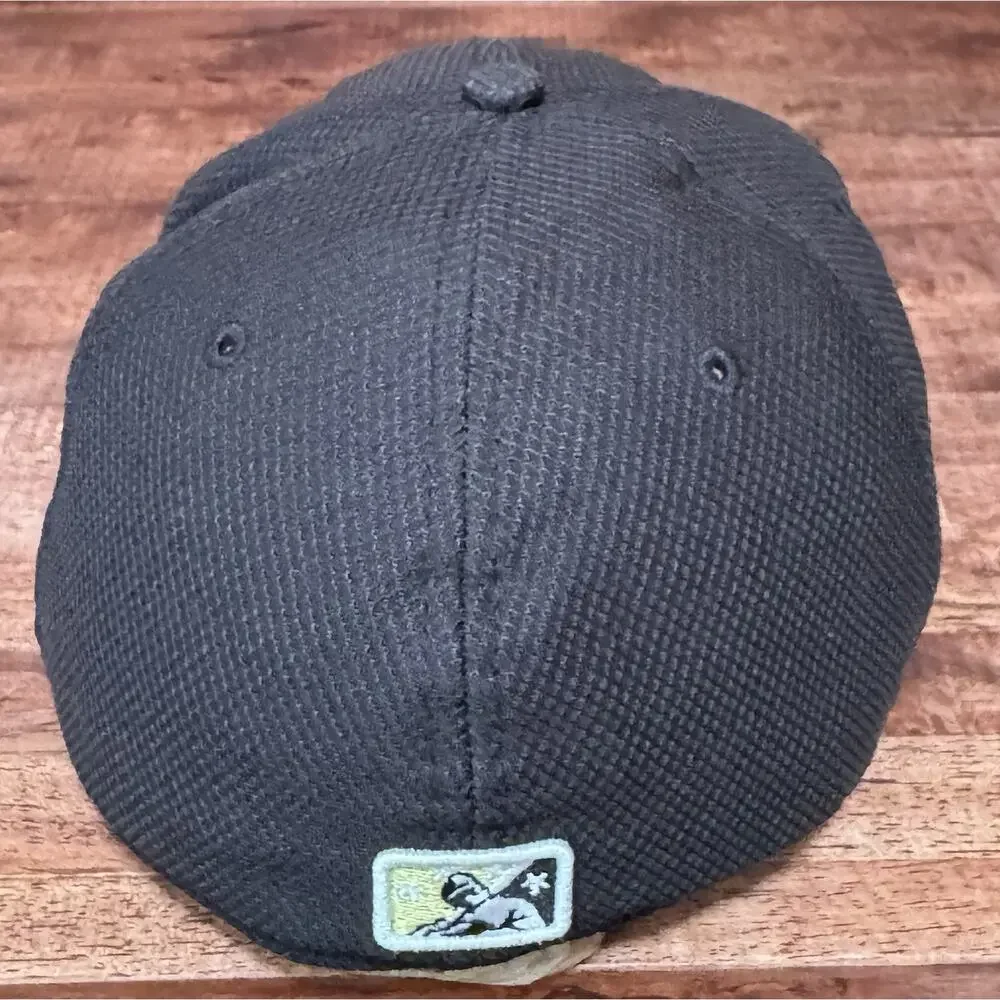 MILB Baseball Charlotte Knights New Era Fitted 59fifty Hat Size 7 3/4 Black Gold
